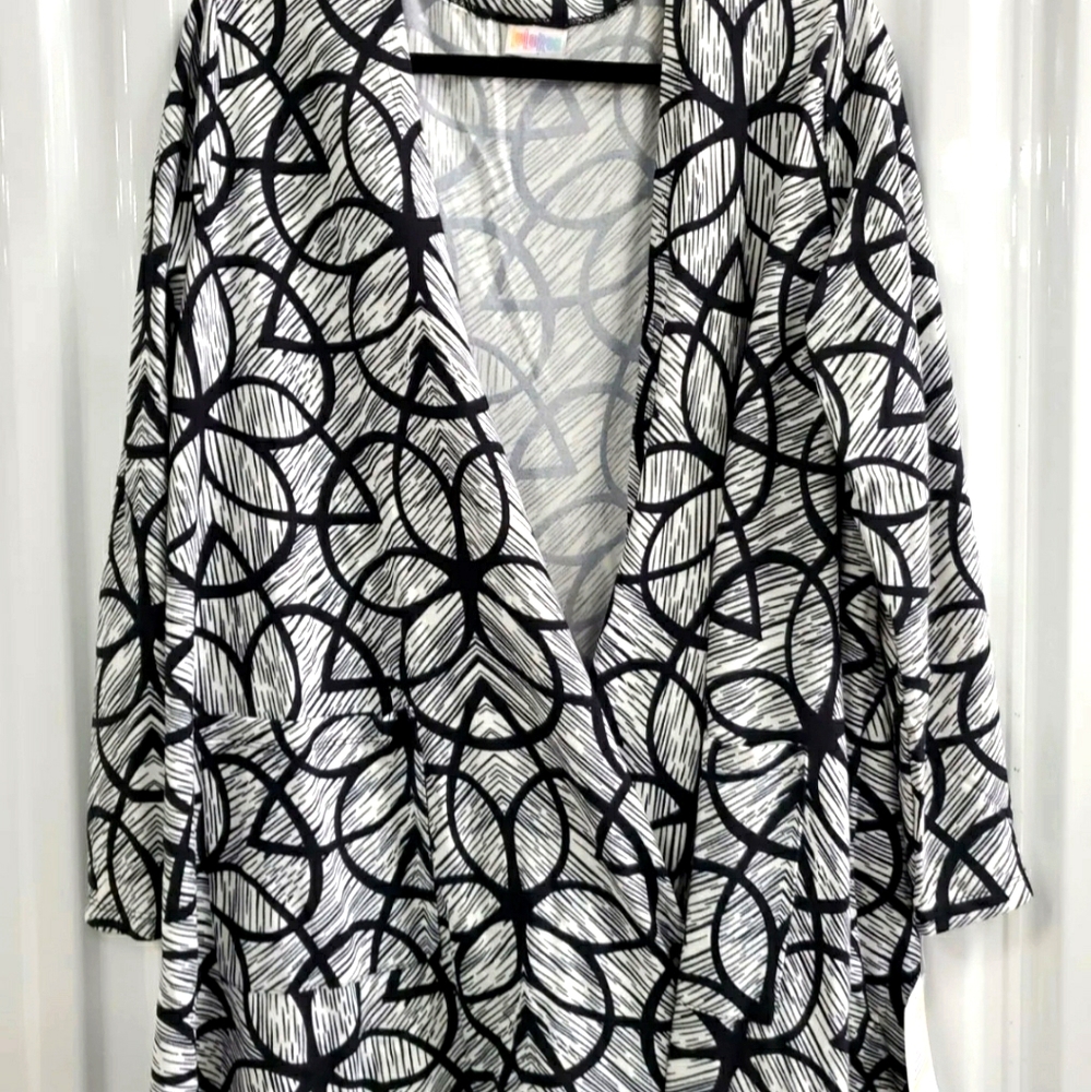 Lularoe Caroline